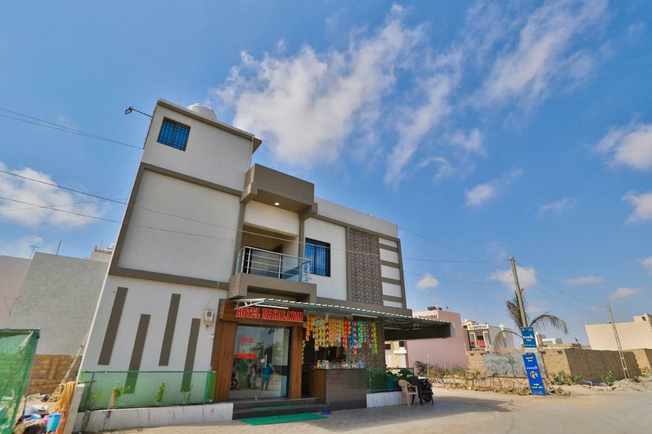 Spot On 37366 Hotel Mahalaxmi Dwarka  Exterior photo