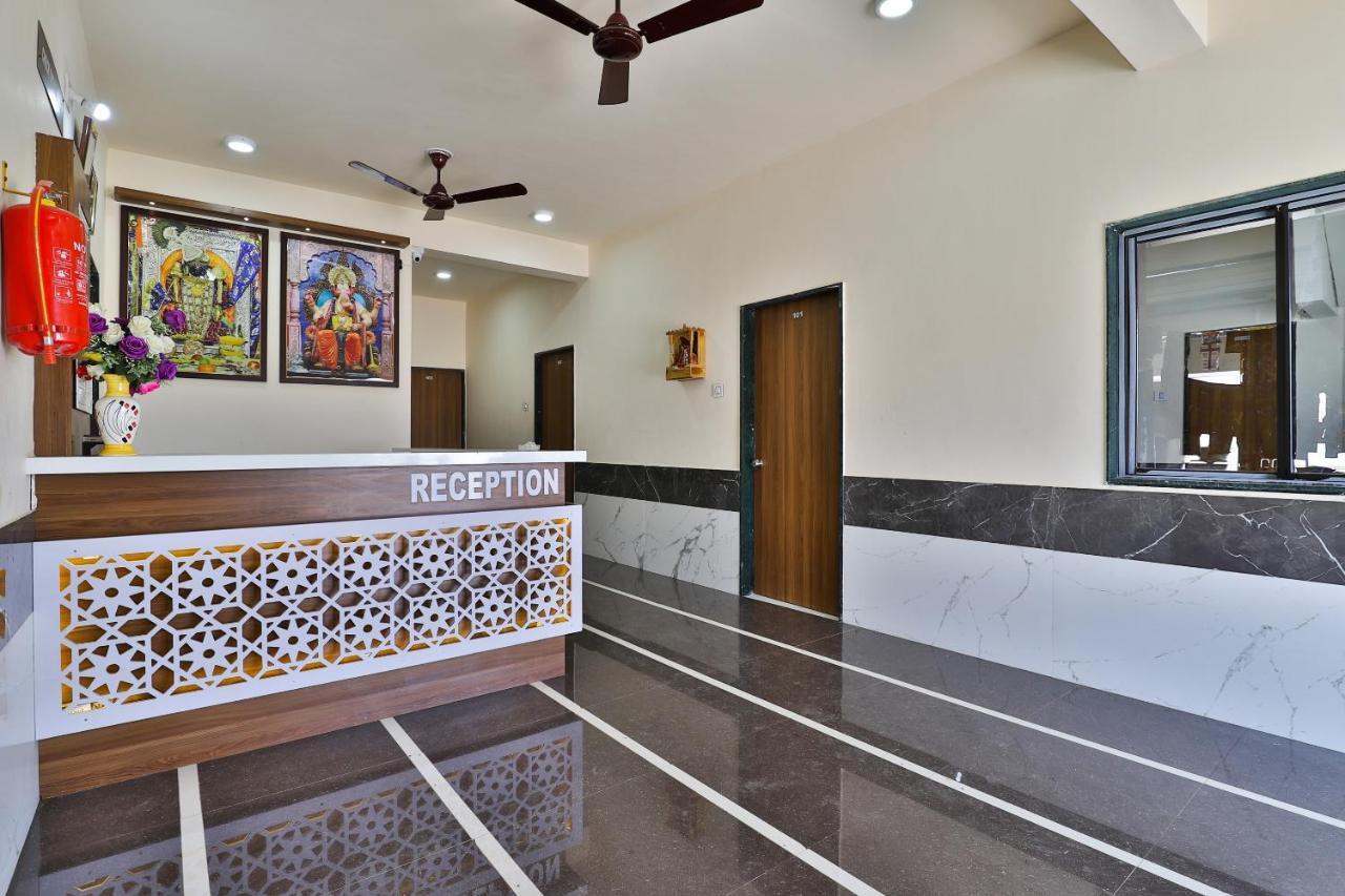 Spot On 37366 Hotel Mahalaxmi Dwarka  Exterior photo