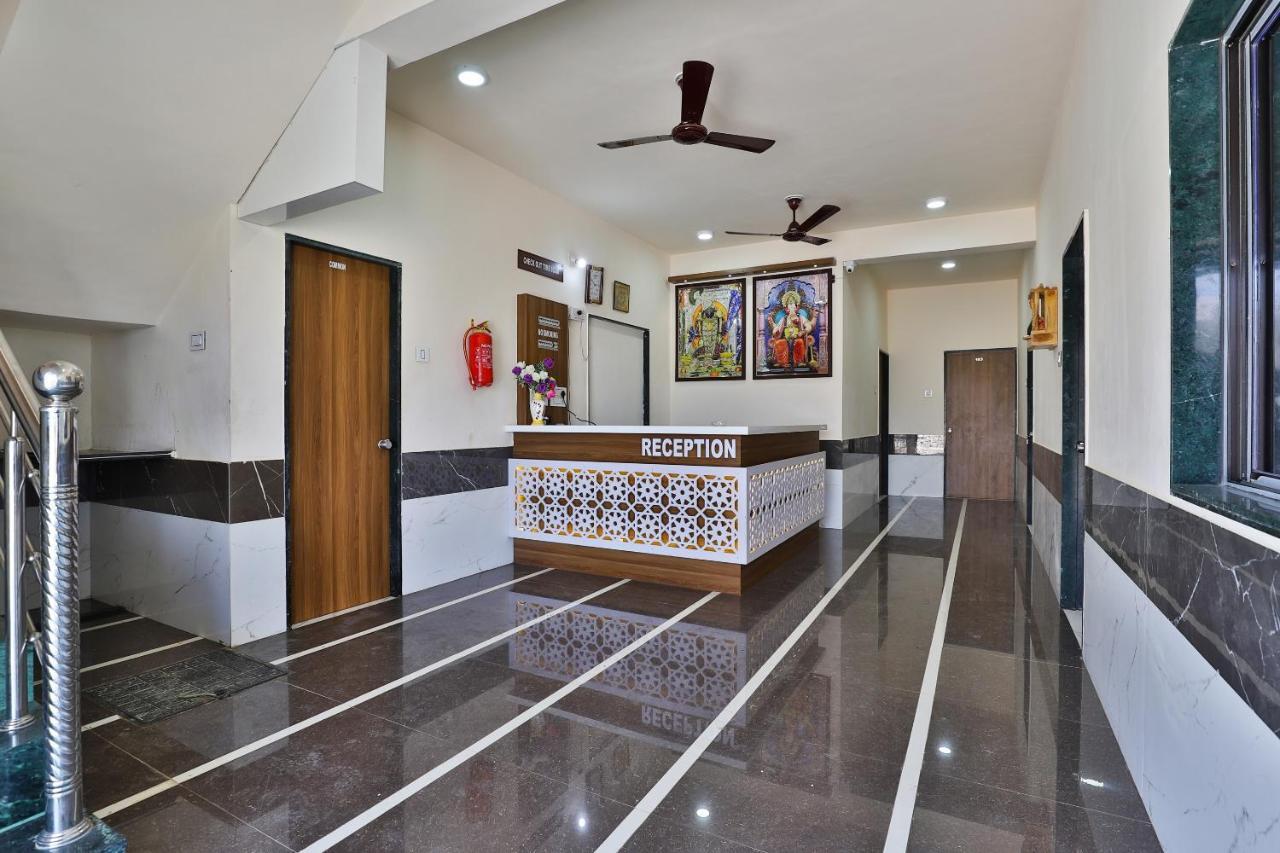 Spot On 37366 Hotel Mahalaxmi Dwarka  Exterior photo